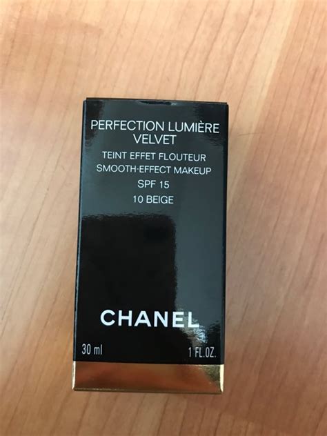 chanel perfection lumiere velvet 10 beige review|Chanel foundation b20.